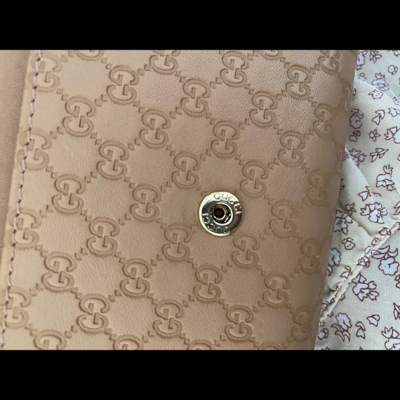 Gucci Guccisima Tan Wallet - Picture 12 of 12